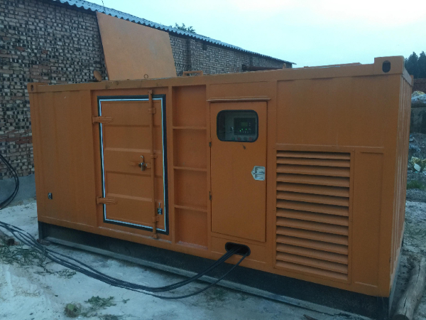 贵州发电机组长期使用中，电缆线的敷设路径有哪些要求？